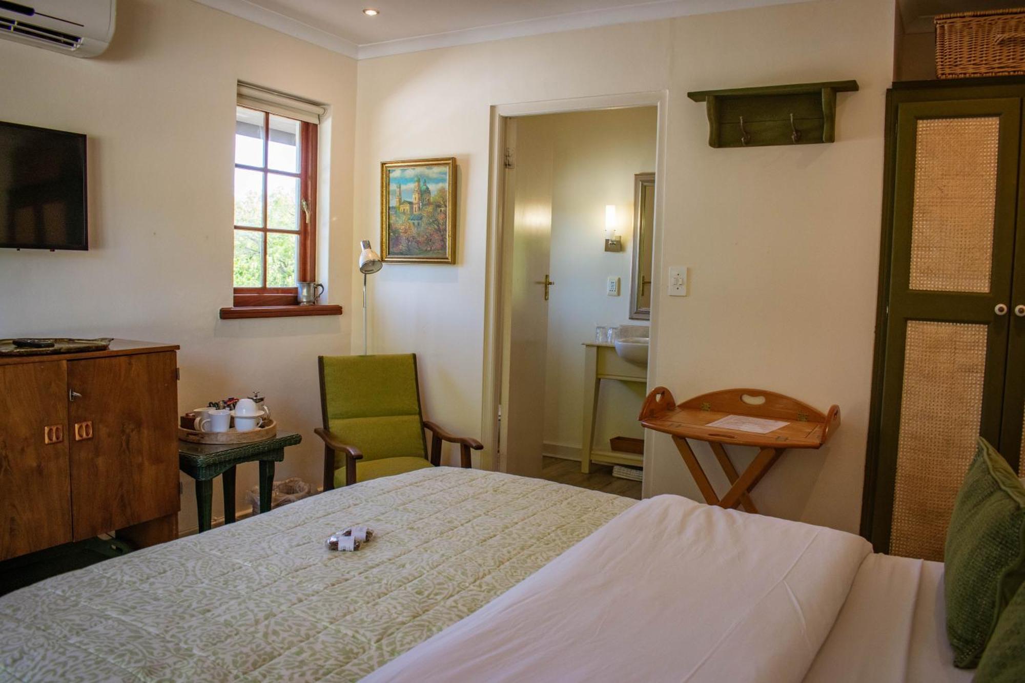 5 Seasons Guest House Stellenbosch Exterior photo